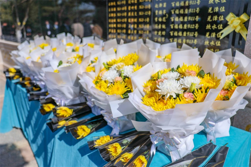 悼念鲜花